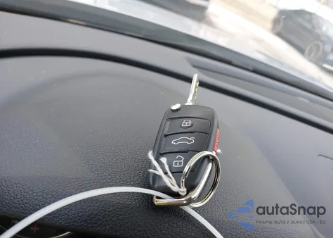 2016 Audi A3 1.8T Premium из США, поврежденный, VIN WAUC7GFF2G1026517